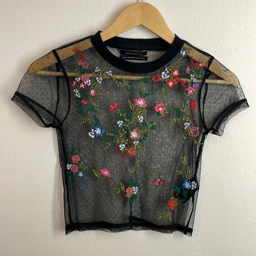 Mesh Floral Embroidered Crop Tee